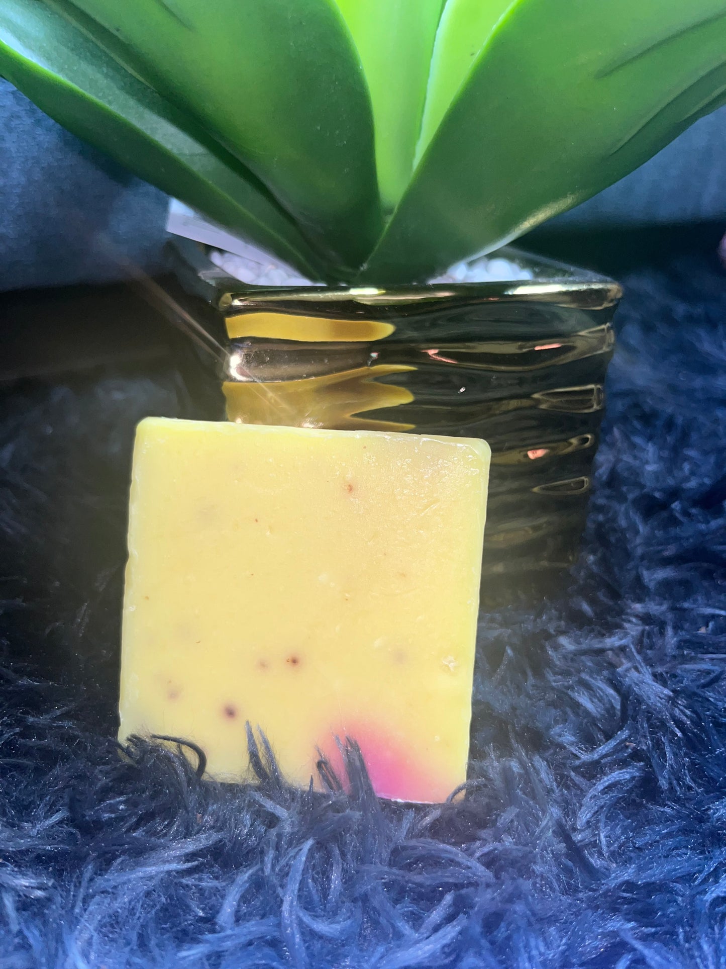 Rose YONI Bar